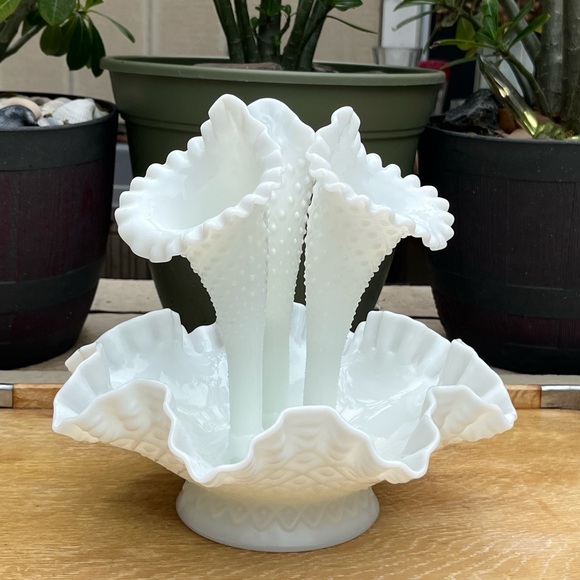 Vintage Fenton Large Milk Glass Diamond Lace 3 Horn Epergne